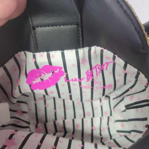 Luv Betsy By Betsey Johnson Rainbow Straw Round Adjustable Crossbody Bag - Picture 5 of 10